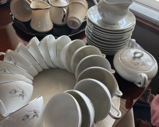 Cups and saucers - porcelain china