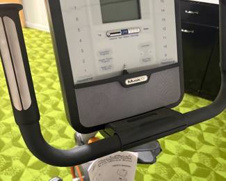 Recumbent bike