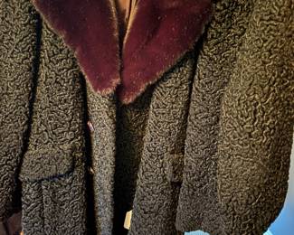 Curly lamb - long coat with mink collar