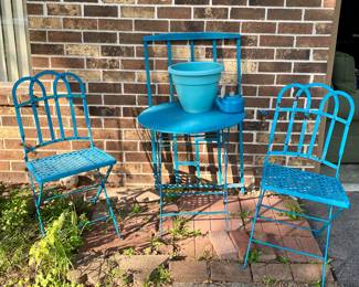Garden table