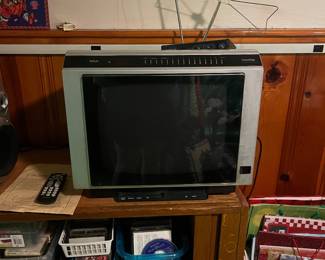 Vintage RCA tv with antenna