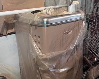 Commercial water fountain