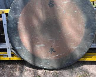 Large gong