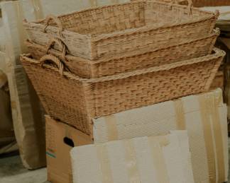 French Laundry Market Totes, and Lots of Art Still to Unwrap