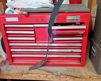 red tool box