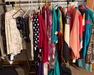 Retro clothing & accessories in great condition!