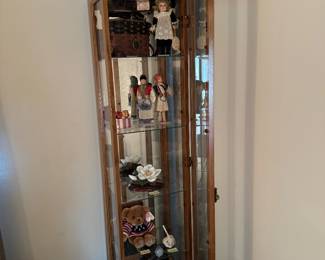 Curio cabinet
