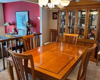 Eight piece dining set by Stanley Furniture