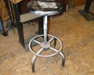 Workshop stool