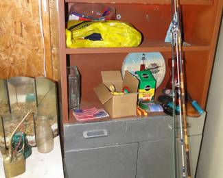 Metal cabinet