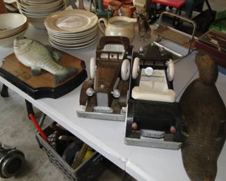 Wooden model cars