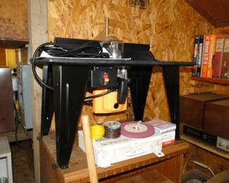 Router attached to the table.