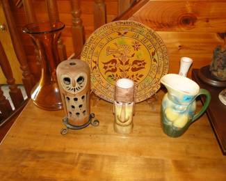 Lots of great vintage decorative items as well