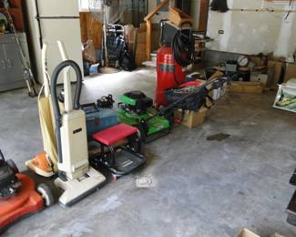 We have lots more items to put up in the garage too