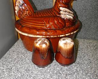 Rooster cookware, and salt and pepper shakers
