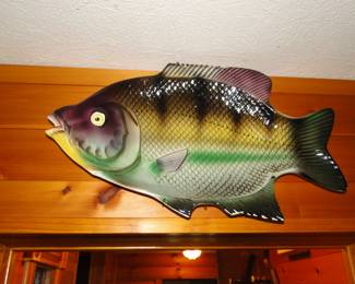 Large fish platter.  For serving fish, and other non fishy goodies