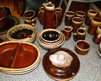 So many pieces of Hull pottery