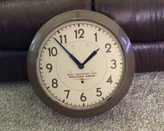 Vintage Western Union Naval Observatory self winding clock