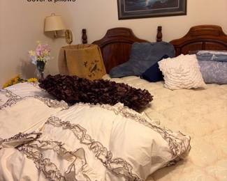 King bed, mattress, set, Anthropology pillows and bed cover (full sz)