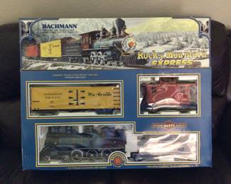 New in box Bachmann train set large scale 4-6-0 steam Locomotive