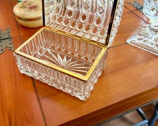 Crystal casket box