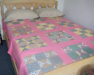 MCM Full Size Bed with Vintage/Antique Quilt