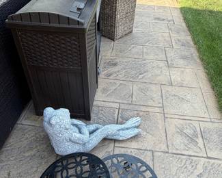 2 plant holders, frog, wicker basket and cooler