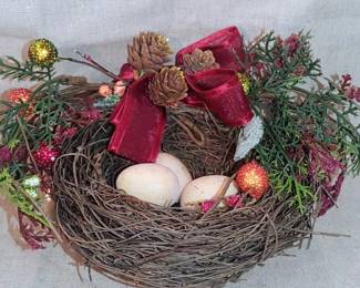 Legend of the Christmas nest Cottage Gardens in original box