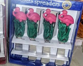 Flamingo spreaders