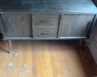 MCM Dark Wood Sideboard Media Console 40 x 17 x 26