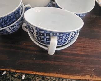 Blue and White Patterned Tienshan Porcelain tea cup (7 pieces) 