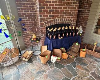 more baskets and outdoor decor