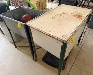Vintage wash bins