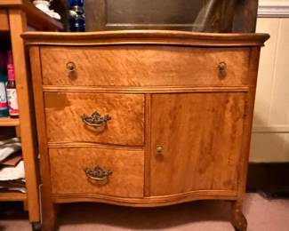 Vintage wash stand