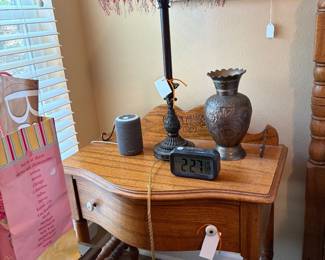 lamp table