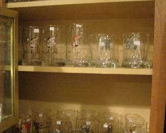 1970's Collectible Drinking glasses wizard of ID and others