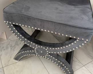 Safavieh stool