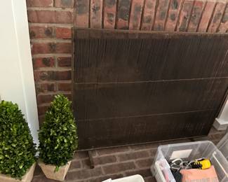 Fireplace scree