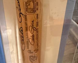 Pete Rose signed baseball bat