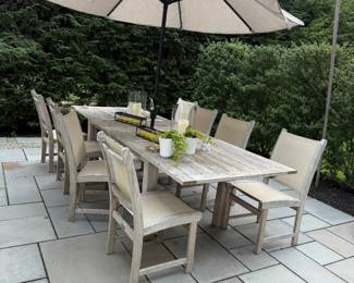 Kingsley Bate teak dining table w/ 8 "St Tropez" side chairs