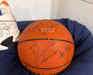 Derrick Coleman signed basketball