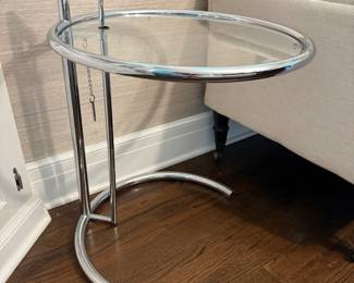 Eileen Gray style side table