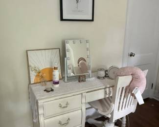 Stanley Young America white bedroom set