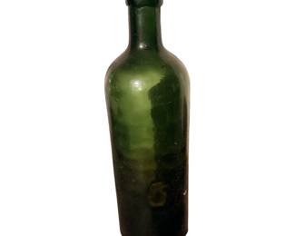 Antique HUNYADI JANOS SAXLEHNERS BITTERQUELLE Bottle Olive Green