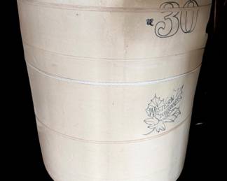 Western Stoneware 30 Gallon Crock