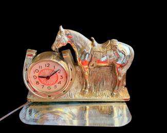 Vintage Mastercrafters Model 902 Horse Mantle Electric Gold Clock Made in USA 1960’s