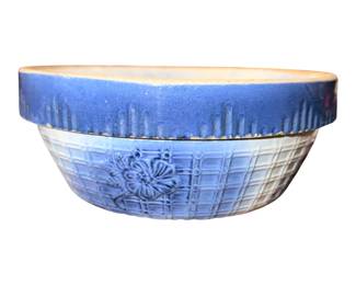 Blue and White "Daisy and Lattice" Stoneware Bowl