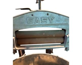 1912 EASY WASHING MACHINE Model M Built In Syracuse, NY.