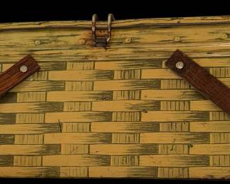 MEGOWEN-EDUCATOR FOOD CO - CRAX TIN PICNIC BASKET CRACKER TIN (1950S)