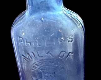Antique 1906 Dated Phillips Milk Of Magnesia Cornflower Blue 5” Medicine Bottle